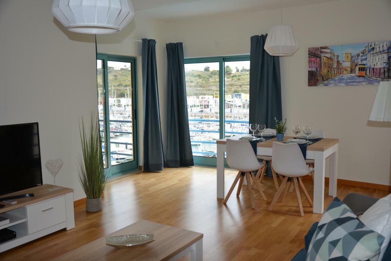 Stunning Apartment With Marina Views Albufeira Exterior photo